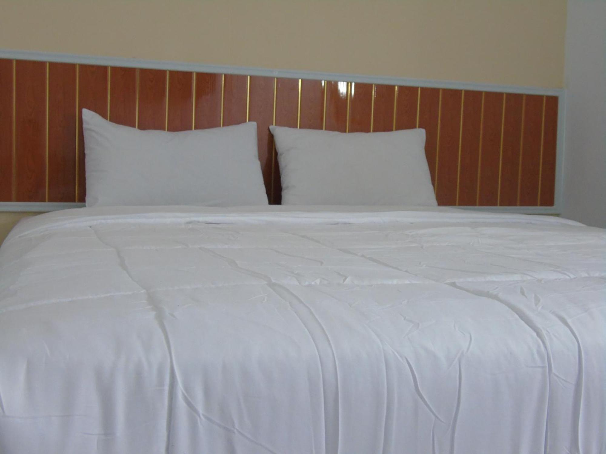 Hotel Permata Zamrud Cirebon Ruang foto