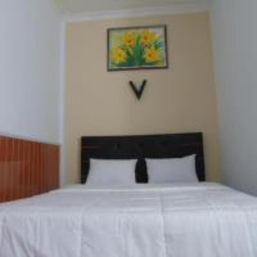 Hotel Permata Zamrud Cirebon Bagian luar foto